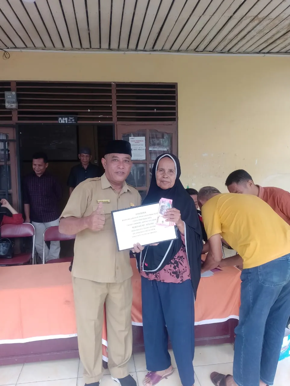 Pembagian BLT-DD